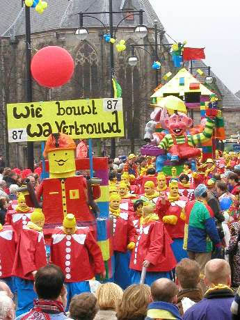 optocht1